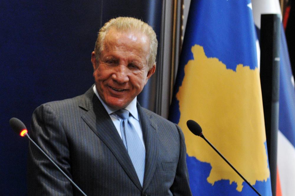 NAJBOGATIJI ALBANAC VIČE I SLAVI PRESUDU KARADŽIĆU! Vodio je politiku MRŽNJE i GENOCIDA