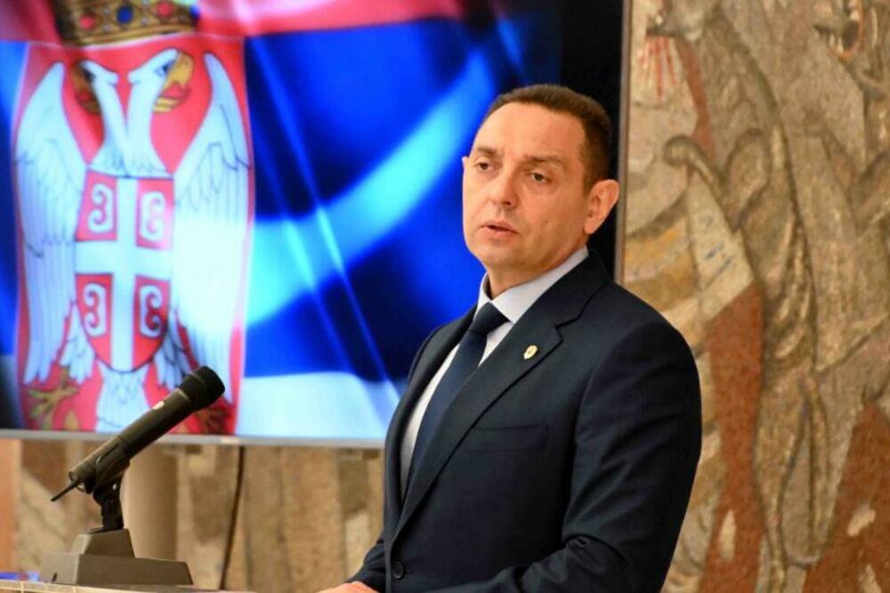Ministar Vulin: Pitanje pokušaja ubistva predsednika Srbije u Srebrenici 6 godina bez odgovora, zabrinut sam