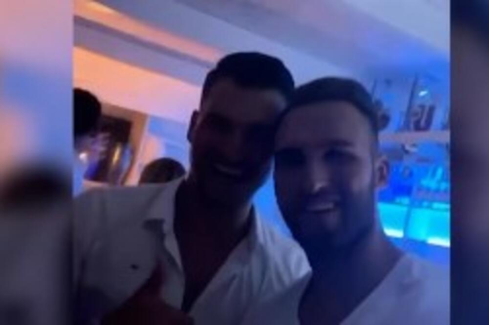 MORBIDNA PORODICA PONOVO ŠOKIRA: Brat Marka Osmakčića POSLAO MEJL koji je mnoge ZALEDIO, evo šta piše NOVINARIMA!