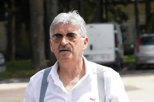 Evo gde živi Dragan Stojković Bosanac: Harmonikaš uživa u pravom luksuzu, ljudi zaneme pred ovim fotografijama
