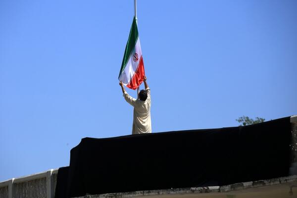 Iran najavio najsmrtonosniju pretnju koja može da istrebi pola planete! Trampu će pozliti kad čuje ovo