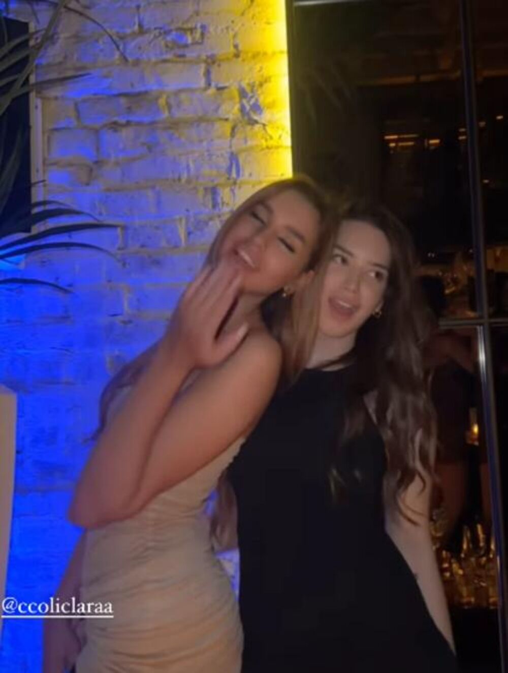 Lara i Hana