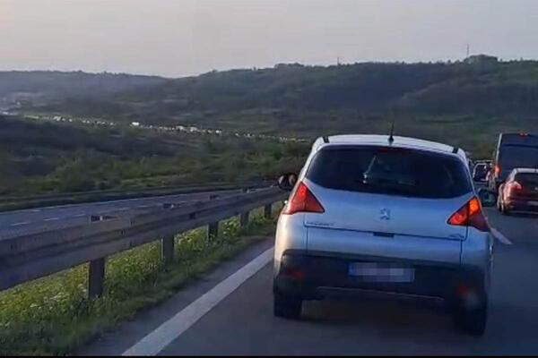 Ako idete vozilom ovim putnim pravcima, povedite računa: Ovo tačke u saobraćaju u Srbiji su opasne za vozače!